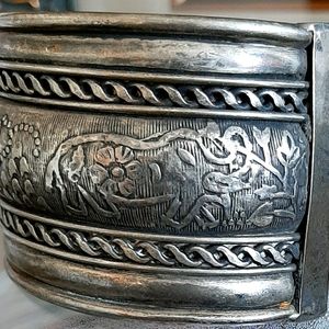 Vinrage Bracelet hand made in India